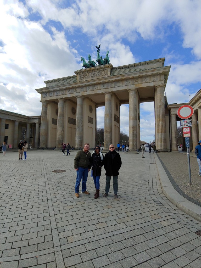 brandenberg gate 1