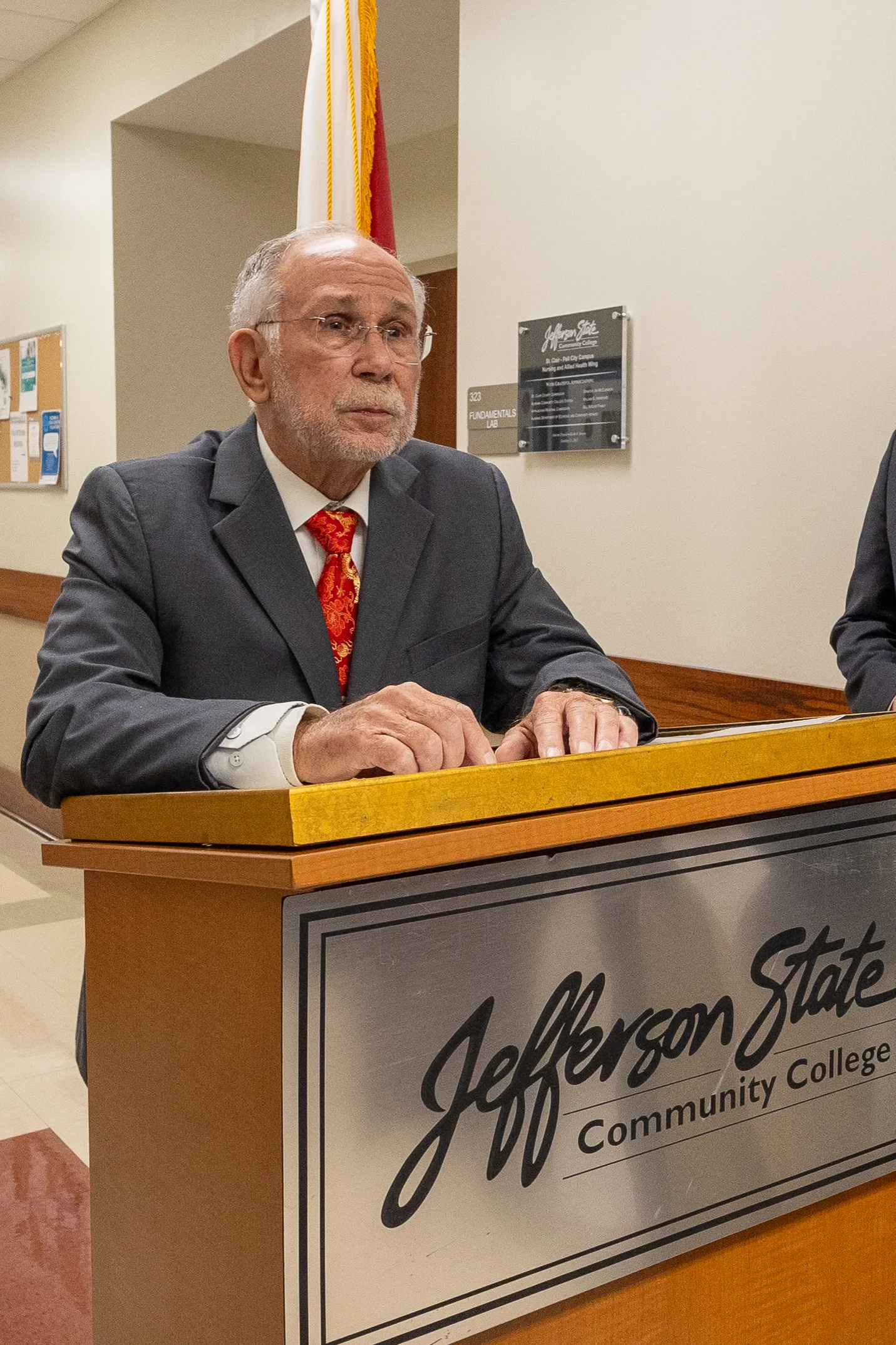 McClendon was instrumental in the opening of the St. Clair-Pell City Campus
