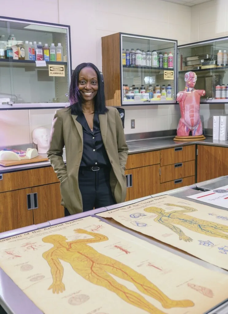 Venus Smith BusAla JDS 250311 107 743x1024