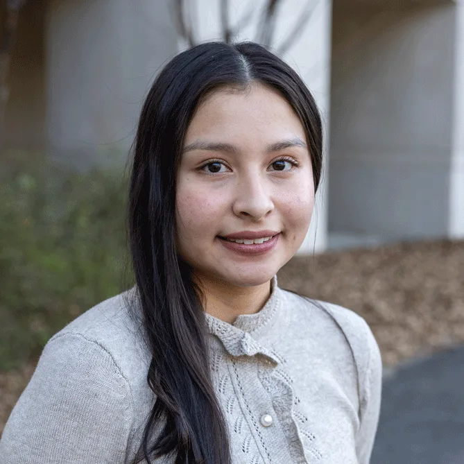 Esmeralda Lopez width=