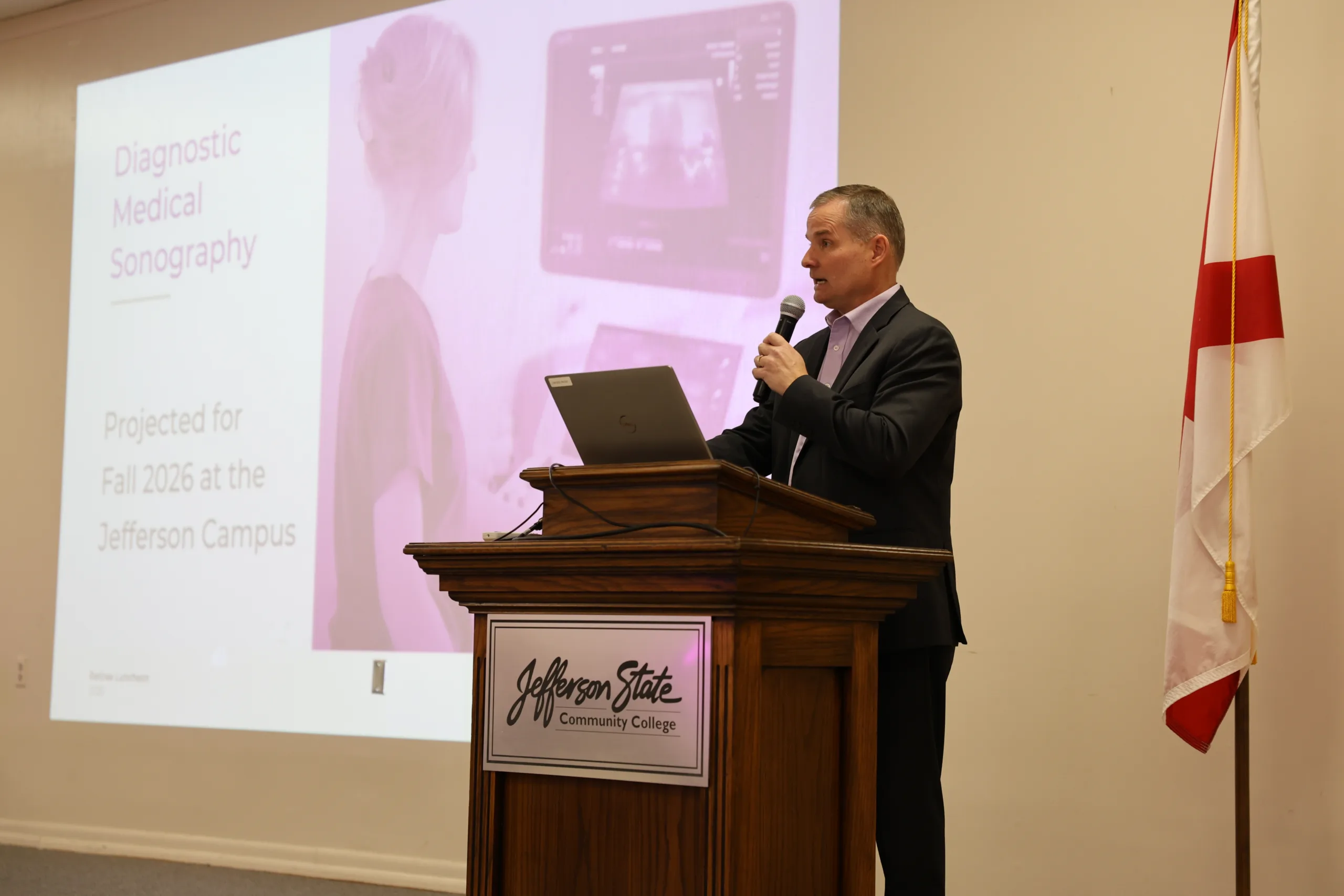 President Keith Brown speaks to 2025 Retiree luncheon attendees.